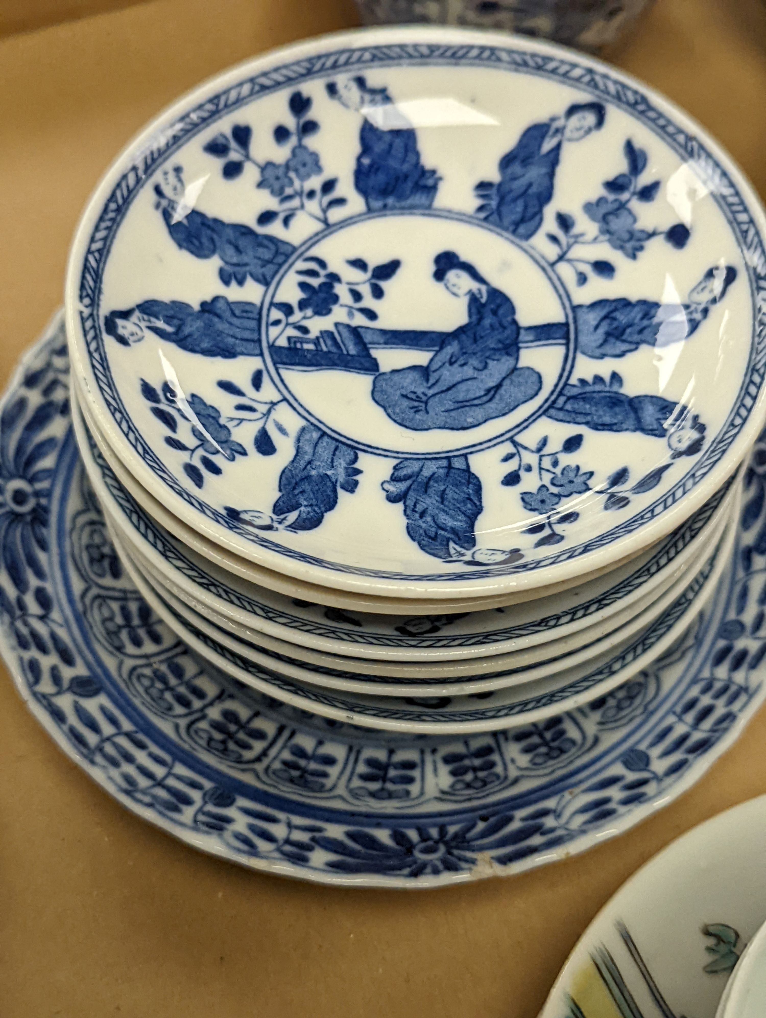 A group of Chinese porcelain teabowls and saucers, 18th-20th century